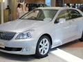 2009 Toyota Crown Majesta V (S200) - Fiche technique, Consommation de carburant, Dimensions