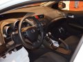 2012 Honda Civic IX Hatchback - Снимка 7
