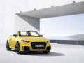 2017 Audi TT RS Roadster (8S) - Tekniska data, Bränsleförbrukning, Mått