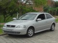 1998 Chevrolet Astra - Tekniska data, Bränsleförbrukning, Mått