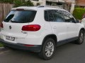2011 Volkswagen Tiguan (facelift 2011) - Снимка 2
