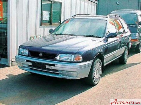 1989 Mazda Familia Wagon - Bilde 1