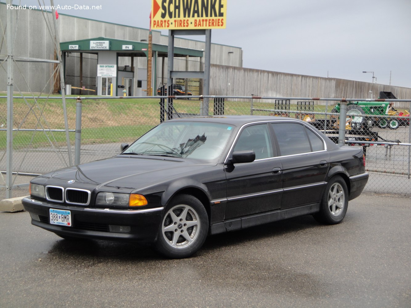 BMW E38 750i Facelift (Type code: GG01) European-spec (#m73b54 V12)  Production date: 1999 Exterior color: Alpine White III…