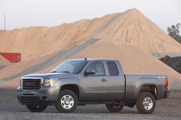 2007 GMC Sierra 2500HD III (GMT900) Extended Cab Standard Box - Fotografie 1