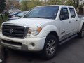 2009 Suzuki Equator Crew Cab Long Bed - Kuva 3