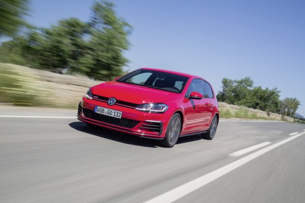 2017 Volkswagen Golf VII (3-door, facelift 2017) - Bilde 1