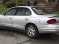 Oldsmobile Intrigue - Photo 2