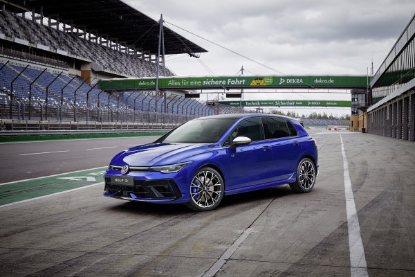 2024 Volkswagen Golf VIII (facelift 2024) - Fotoğraf 1