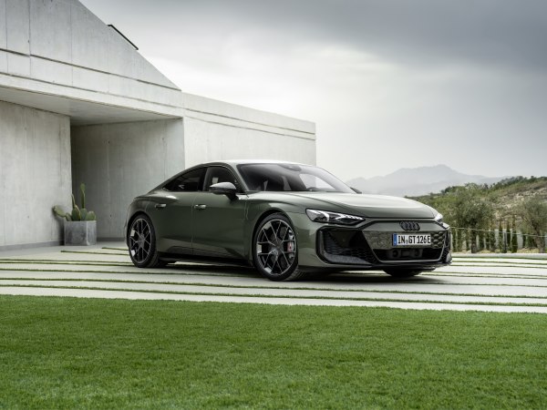 2025 Audi RS e-tron GT (facelift 2024) - Foto 1