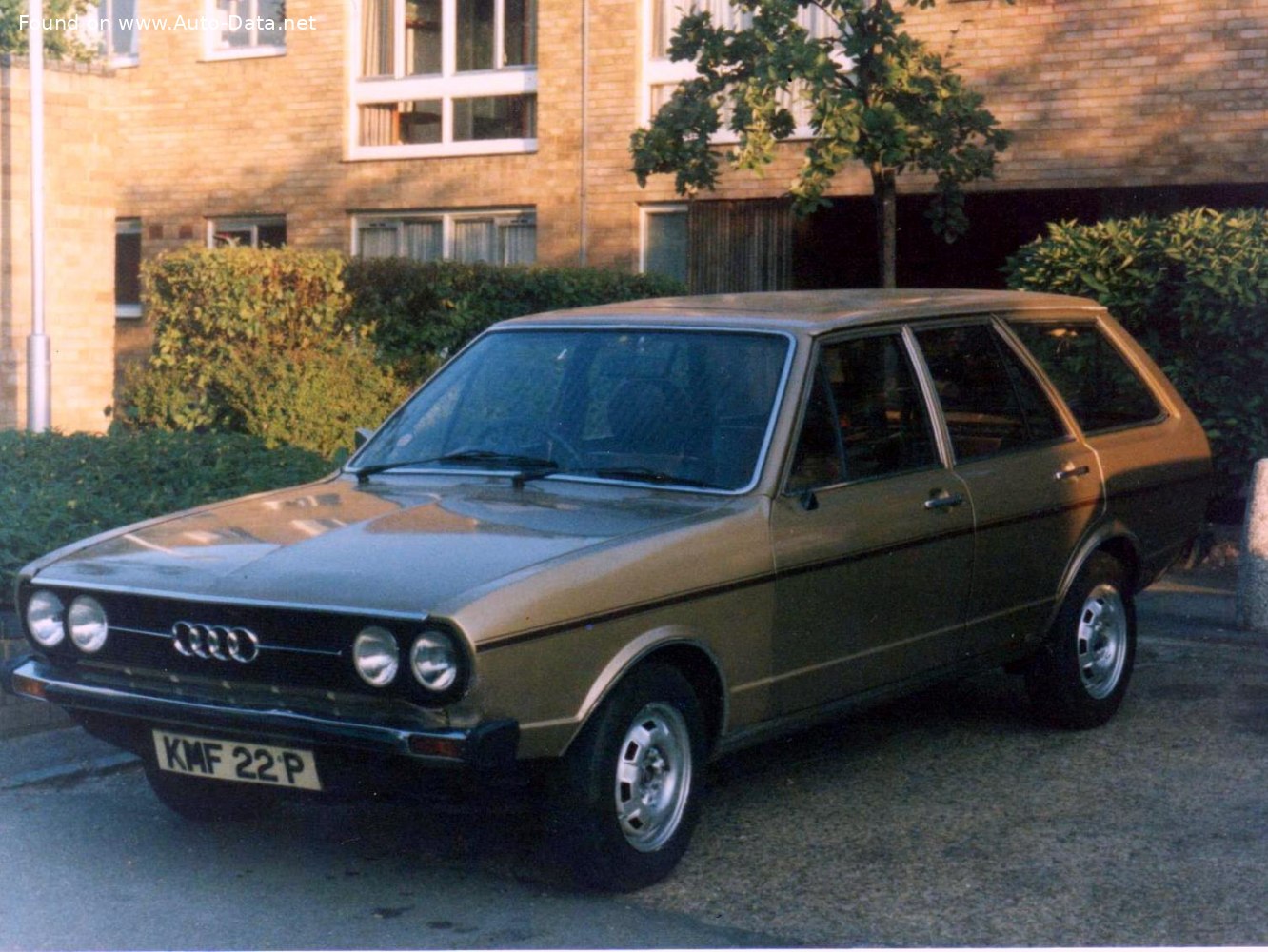 Unterwegs im Audi 80 L (1974): Die Straßen von Kottingwörth