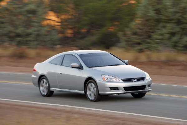 2006 Honda Accord VII Coupe (facelift 2005) - Kuva 1