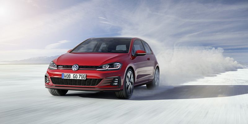 Volkswagen Golf GTI Performance (Mk7) specs (2017-2019), performance,  dimensions & technical specifications - encyCARpedia