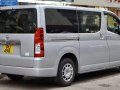 2019 Toyota HiAce VI (H300) Commuter L1H1 - Снимка 2