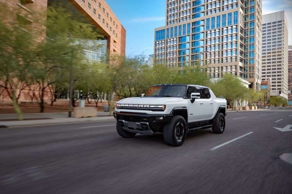 2022 GMC Hummer EV Pickup - Kuva 1