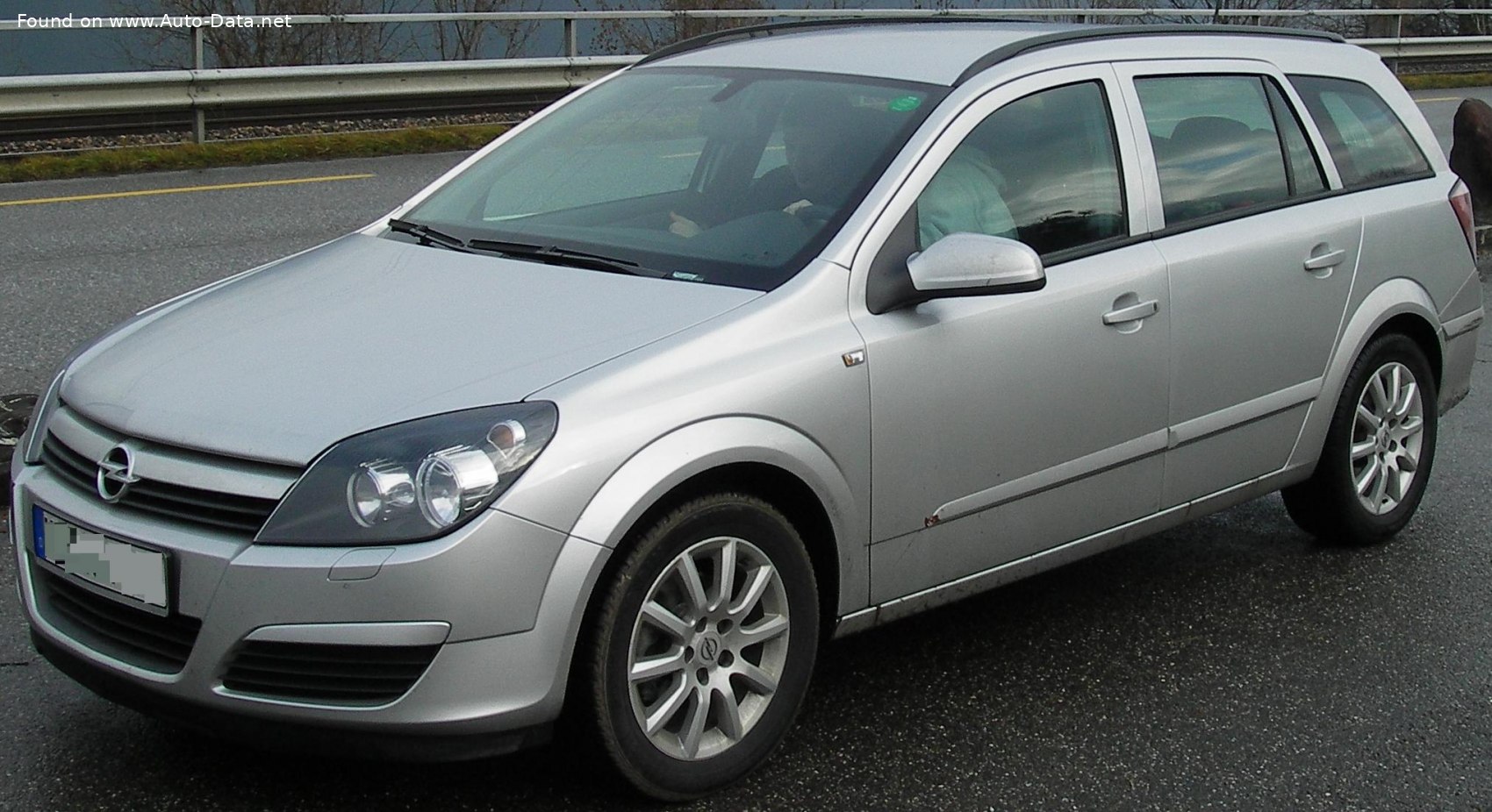 https://www.auto-data.net/images/f43/Opel-Astra-H-Caravan_2.jpg