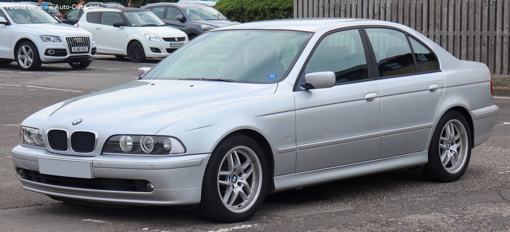 2000 BMW Série 5 (E39, Facelift 2000) 525i 24V (192 CH)  Fiche technique,  consommation de carburant , Dimensions