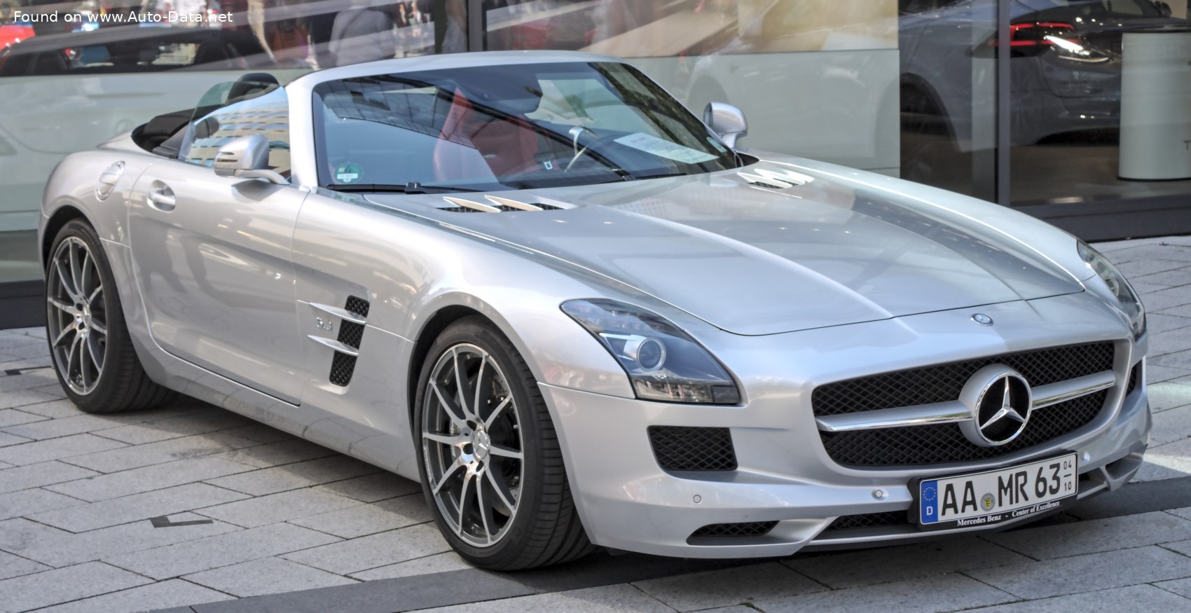 2011 Mercedes-Benz SLS AMG Roadster (R197) | Technical Specs, Fuel ...