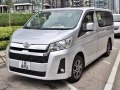 2019 Toyota HiAce VI (H300) Commuter L1H1 - Снимка 3