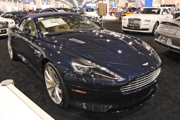2015 Aston Martin DB9 GT Volante - Bilde 1