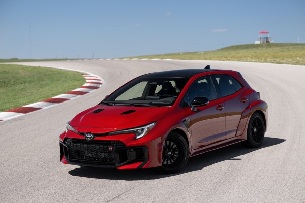 2023 Toyota Corolla Hatchback XII (E210, facelift 2022) - Bilde 1