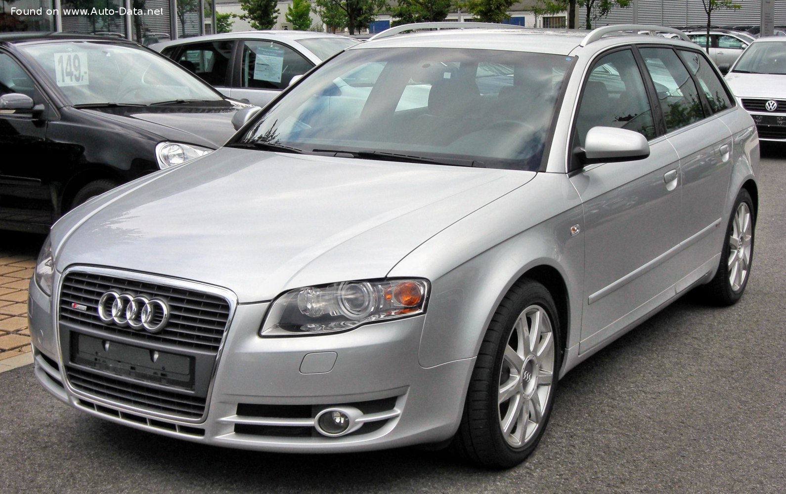 File:Audi A4 B7 Avant 2.0 TDI.JPG - Wikipedia