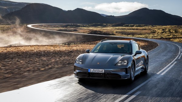 2025 Porsche Taycan Sport Turismo (Y1A, facelift 2024) - Fotografie 1