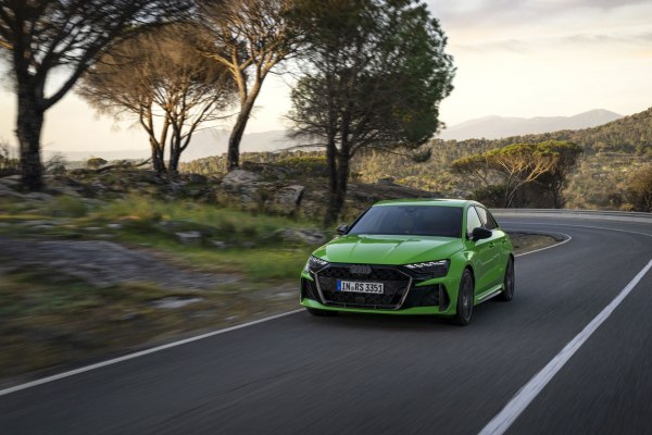 2025 Audi RS 3 Sportback (8Y, facelift 2024) - Фото 1