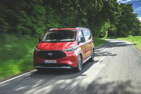 2024 Ford Tourneo Custom II L2 - Fotoğraf 1