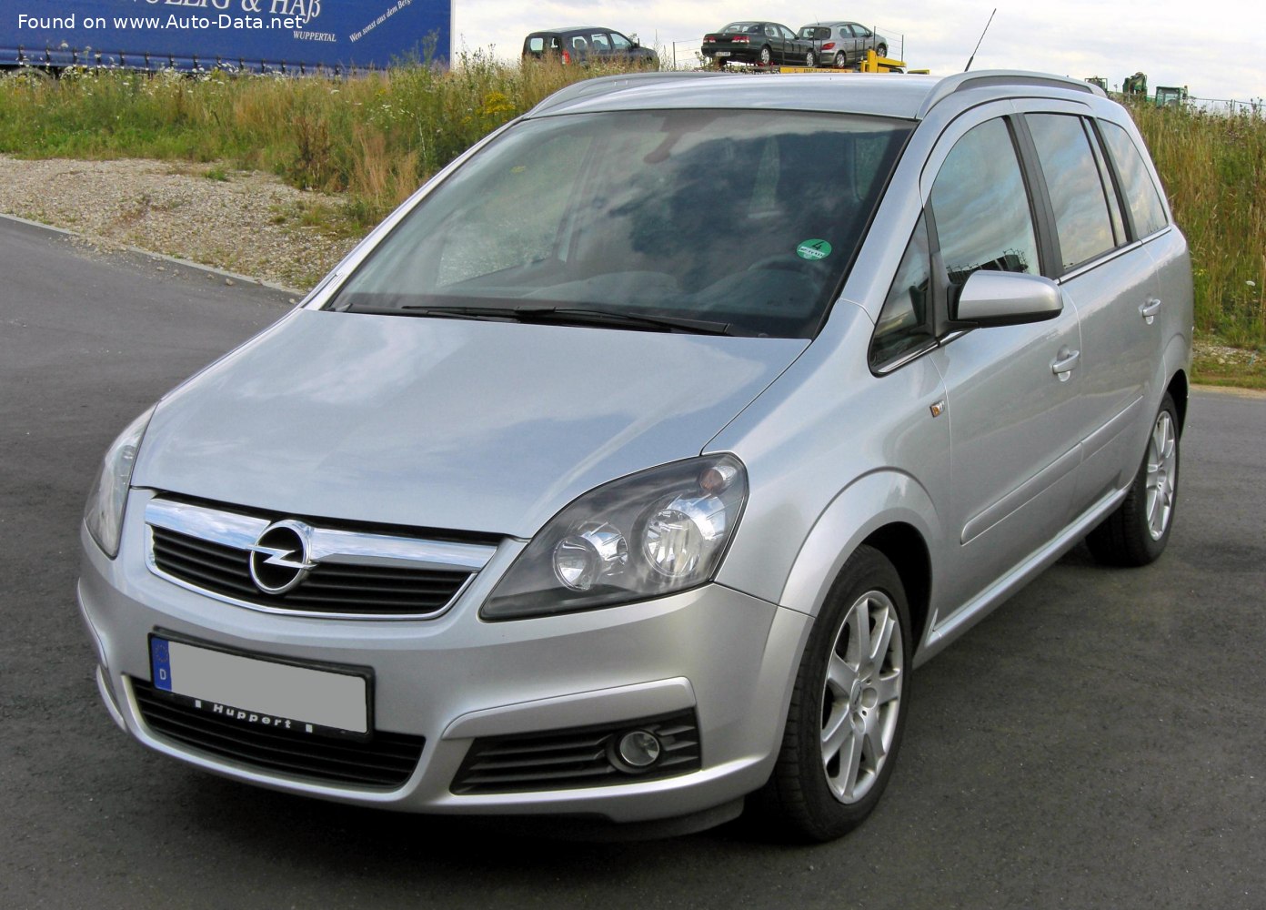 2006 Opel Zafira B  Technical Specs, Fuel consumption, Dimensions